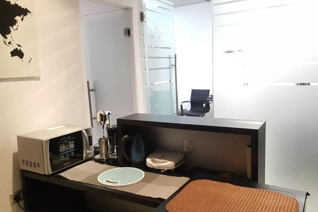 Modern Office Apartment.Wifi,2A/C,Luxury Fur/Tures Thessaloniki Buitenkant foto